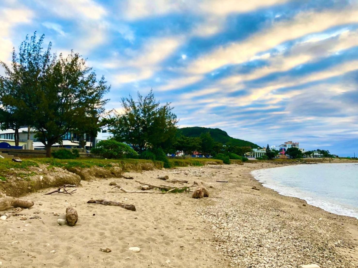 墾丁 後灣 微風海岸海景民宿 Checheng Eksteriør billede